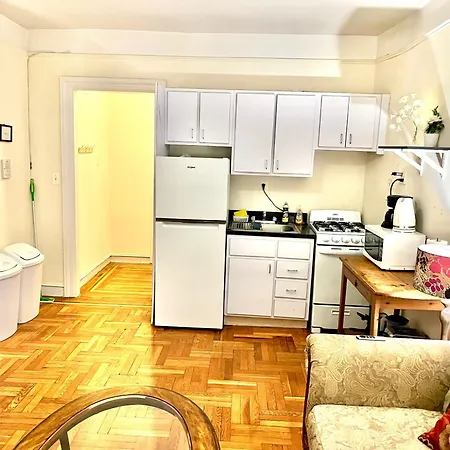 By Month Manhattan Apartment