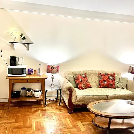 By Month Manhattan Apartment *