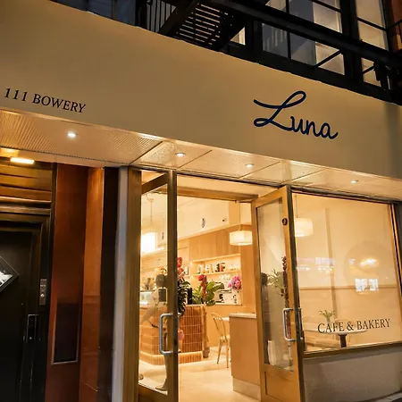 Hotel 101 Manhattan - Little Italy, Soho, Noho, Les, East Village, Chinatown - 1 Gig Internet, 12inch Mattress, Hardsurface Floors *