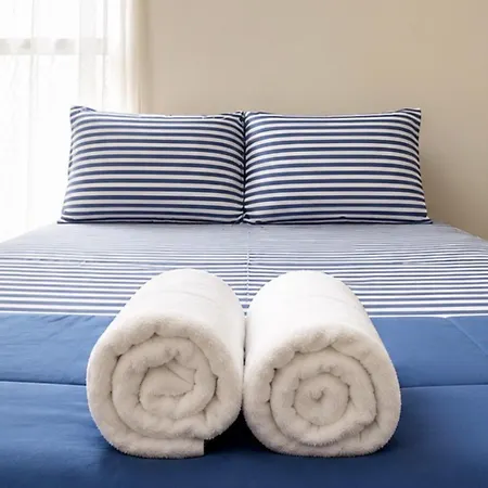 Hotel 101 Manhattan - Little Italy, Soho, Noho, Les, East Village, Chinatown - 1 Gig Internet, 12inch Mattress, Hardsurface Floors *