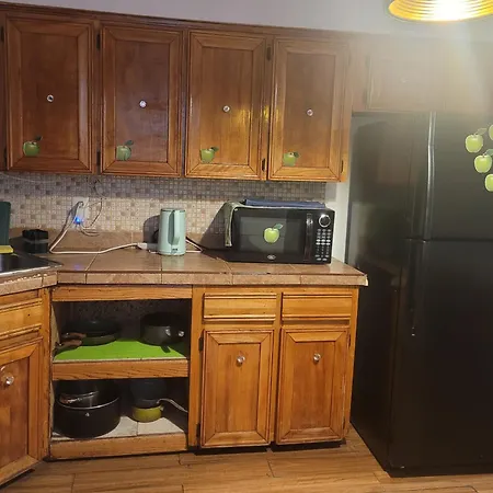 Large 4 Bedrooms 2 Baths In Rego Park *