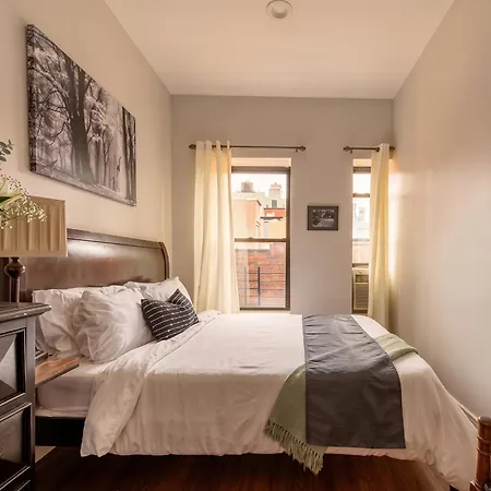 Gorgeous Two Bedroom Flat In Manhattan Apartment New York