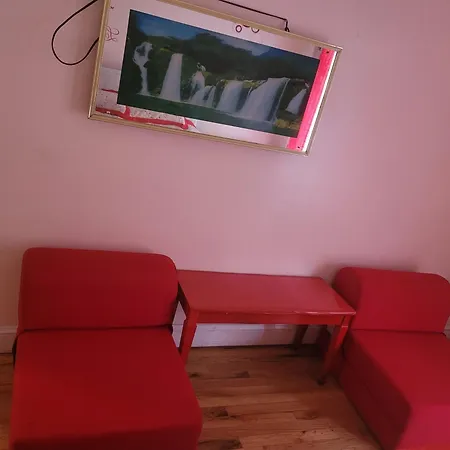 Large 4 Bedrooms 2 Baths In Rego Park Apartment