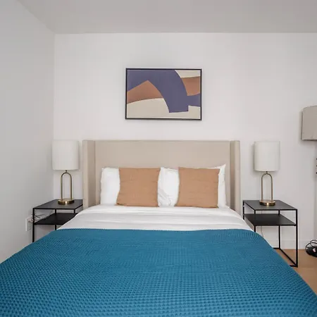 Blueground Financial District Rooftop Pool Nr South Street Seaport Nyc-2258