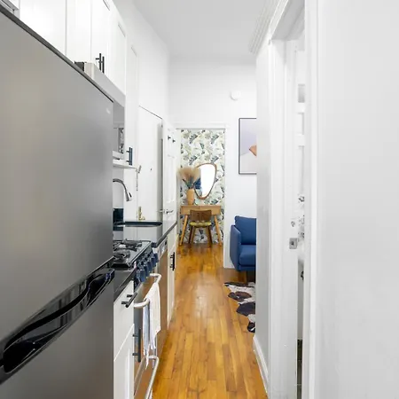 2 Bedroom Gem *