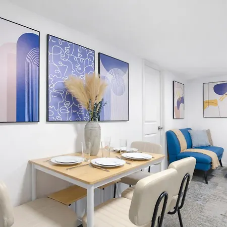 2 Bedroom Manhattan Beachfront