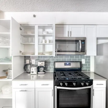 Jersey 1br W Gym Wd Elevator Nr Path Nyc-787 Apartment
