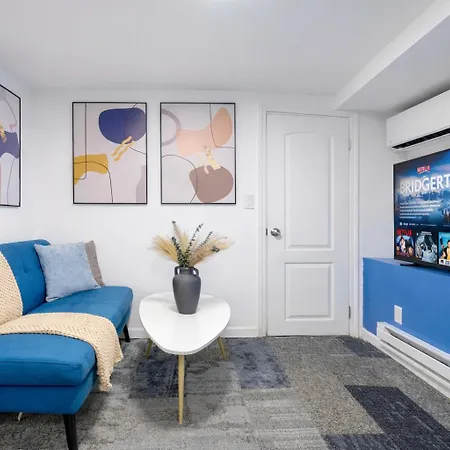 Apartment 2 Bedroom Manhattan Beachfront New York