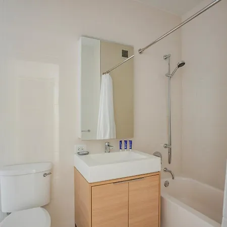Blueground Financial District Rooftop Pool Nr South Street Seaport Nyc-2258 Apartment