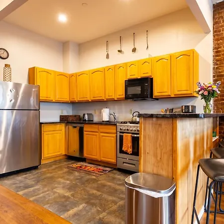Gorgeous Two Bedroom Flat In Manhattan Apartment New York