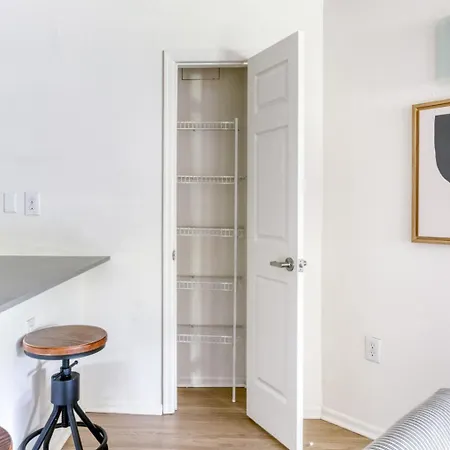 Apartment Jersey 1br W Gym Wd Elevator Nr Path Nyc-787