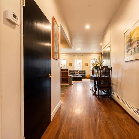 Apartment Gorgeous Two Bedroom Flat In Manhattan *