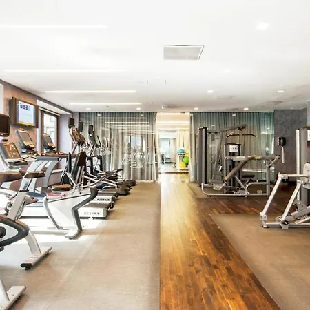 Apartment Fidi 1br W Roofdeck Gym Doorman Nr St Nyc-251 New York