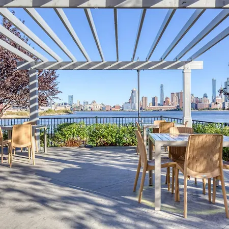 Jersey 1br W Gym Wd Elevator Nr Path Nyc-787 * New York