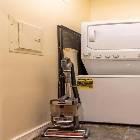 Apartment Gorgeous Two Bedroom Flat In Manhattan New York