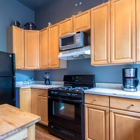 Apartment Spacious Garden Duplex 2 Bdrm