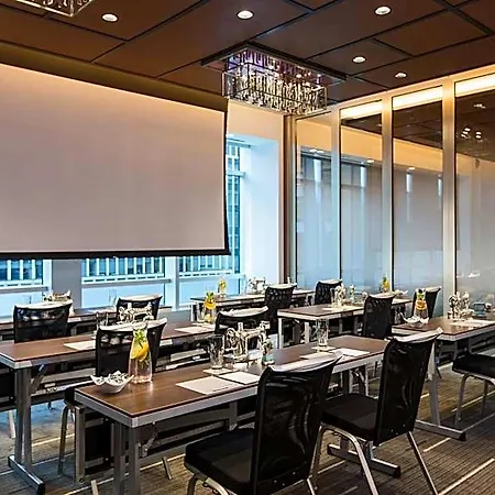 Renaissance Midtown 4* New York