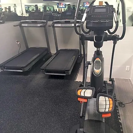 Pointe Plaza (adults Only) 3* New York