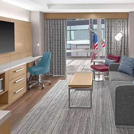 Hotel Hilton Garden Manhattan Midtown East - Newly Renovated 3*