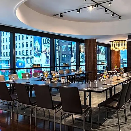 Renaissance Times Square By Marriott Hotel 4*