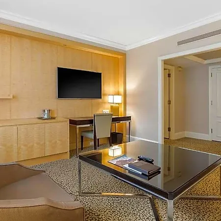 Omni Berkshire Place