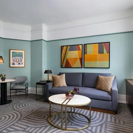 The Algonquin Times Square, Autograph Collection Hotel