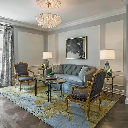 Hotel The Plaza, A Fairmont 5*