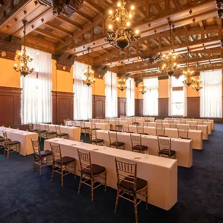 Hotel The Plaza, A Fairmont New York