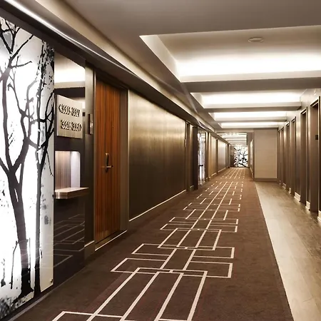 Hyatt Grand Hotel 4*