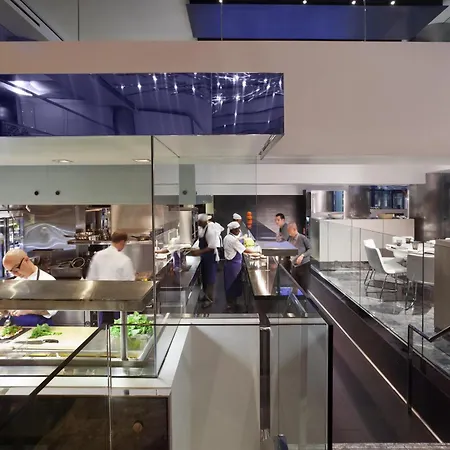 Hyatt Grand Hotel 4*