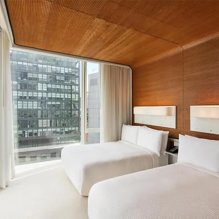 The Standard, High Line 4*