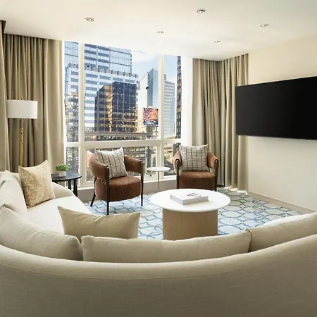 Millennium Premier Times Square Hotel 4*