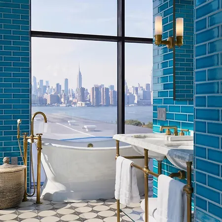Arlo Williamsburg Hotel 5*