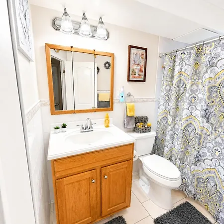 Spacious Comfy In Cozy Classy Duplex New York