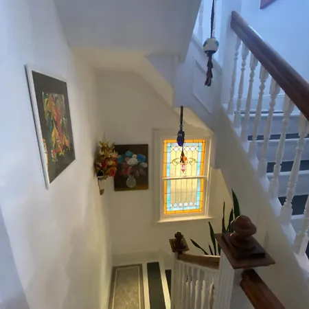 Guest house Classical American House 4
