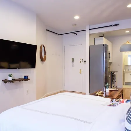 83-3w Ues Park Newly Furnished Xl New York