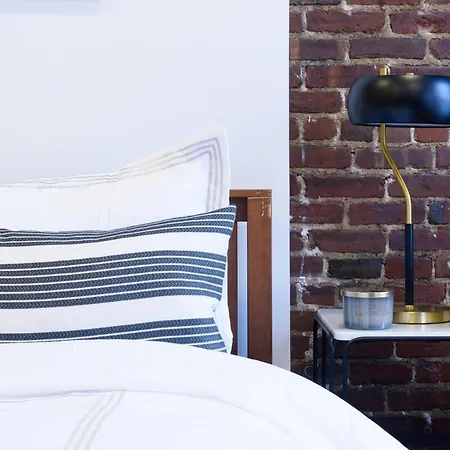 83-3w Ues Park Newly Furnished Xl Apartment *