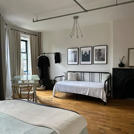 Brooklyn Artistic Apartment New York