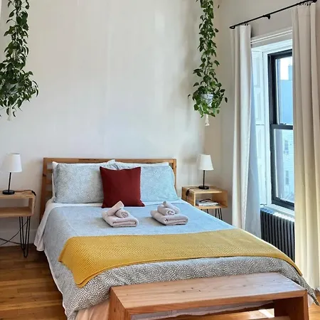Brooklyn Sun Kissed Apartment New York