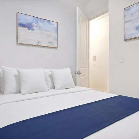 2 Bedroom Quite Nest * New York
