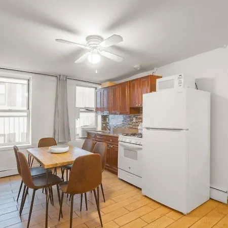 Entire In Manhattan Apartment