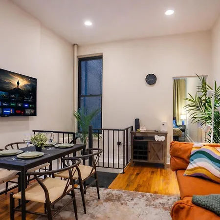 3 Bedroom Cozy In Manhattan Valley