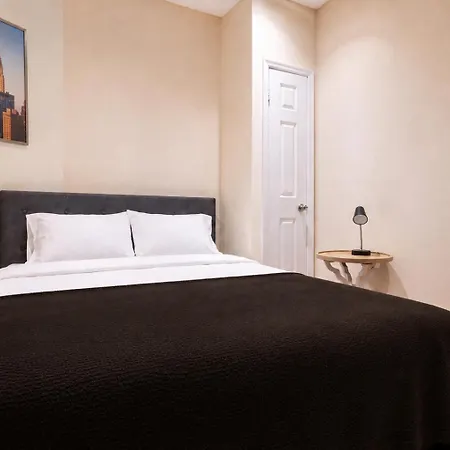 4 Bedroom Paradise Next To Park Apartment *