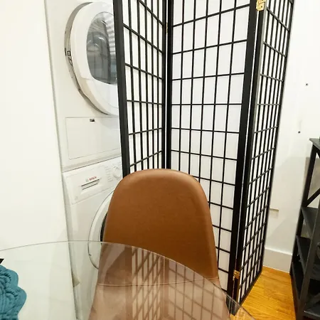 2br Near Mount Sinai & Metropolitan Hospitals Apartment *