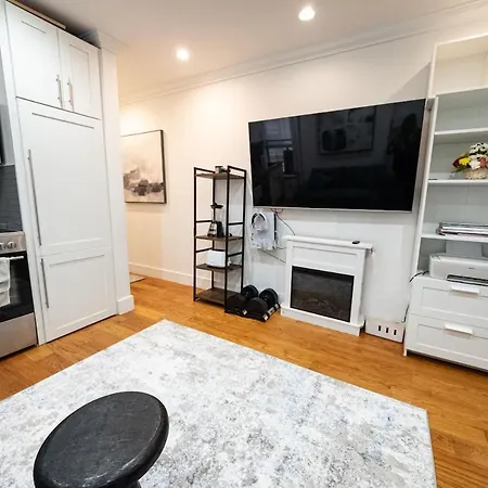2br Near Mount Sinai & Metropolitan Hospitals *