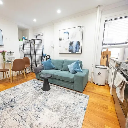 2br Near Mount Sinai & Metropolitan Hospitals * New York