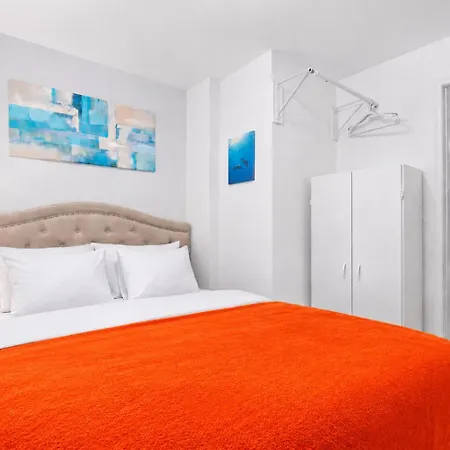Cozy 4bd Unit In Lower Manhattan Apartment *