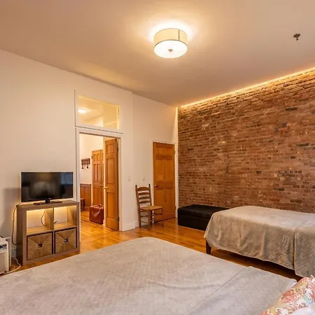 Apartment Spacious 1-bedroom Retreat In Harlem New York