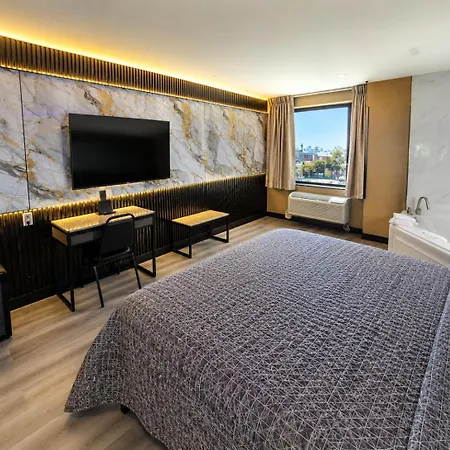 Imperial Brooklyn New Hotel 3*