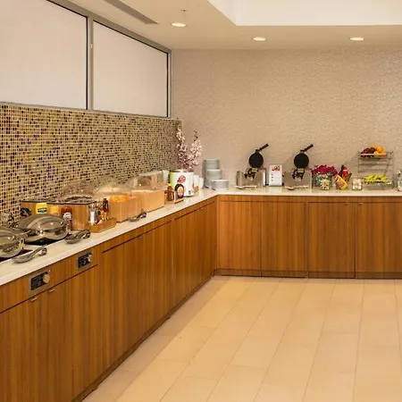 Springhill By Marriott Laguardia Airport Hotel 3*
